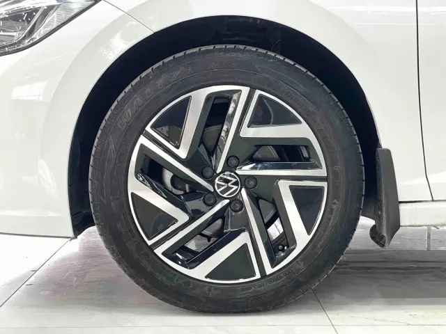 Volkswagen Sagitar — Фото автомобиля 15