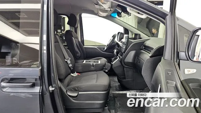 Hyundai Staria Staria Tourer 11 мест — Фото автомобиля 11