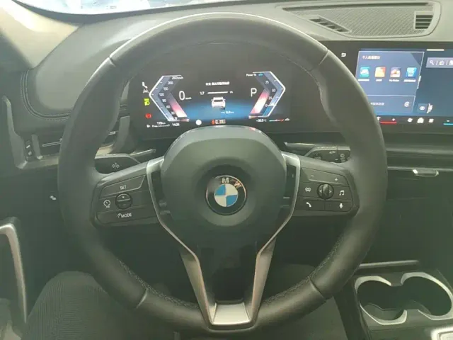BMW X1 — Фото автомобиля 10