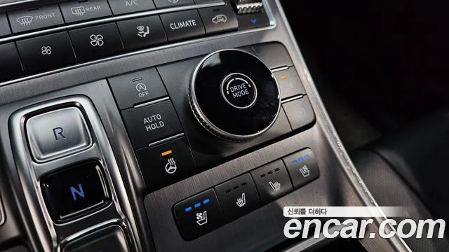 Hyundai Santafe Новый Santa Fe Бензин 2.5T 2WD — Фото автомобиля 24
