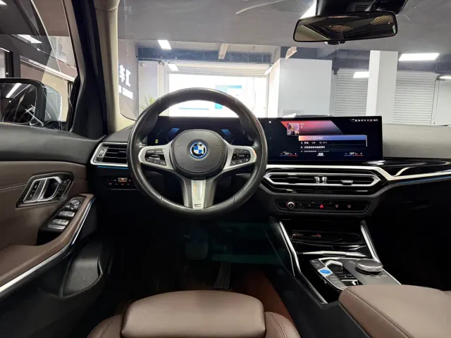 BMW i3 — Фото автомобиля 7