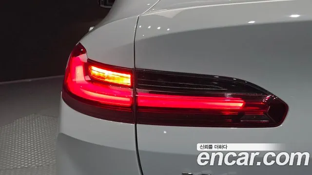 BMW X4 xDrive20i M Sport Pro — Фото автомобиля 22