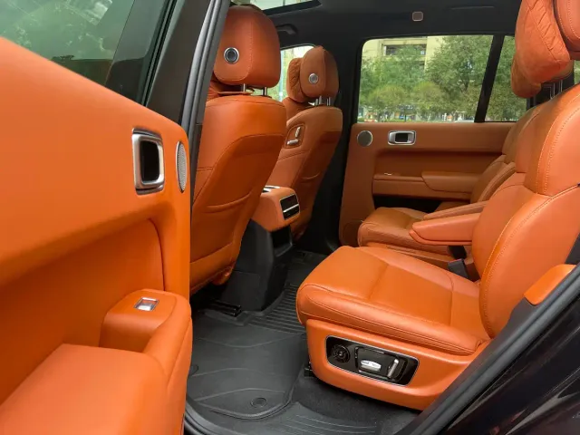 Li Auto Li L8 2023 Pro — Фото автомобиля 8