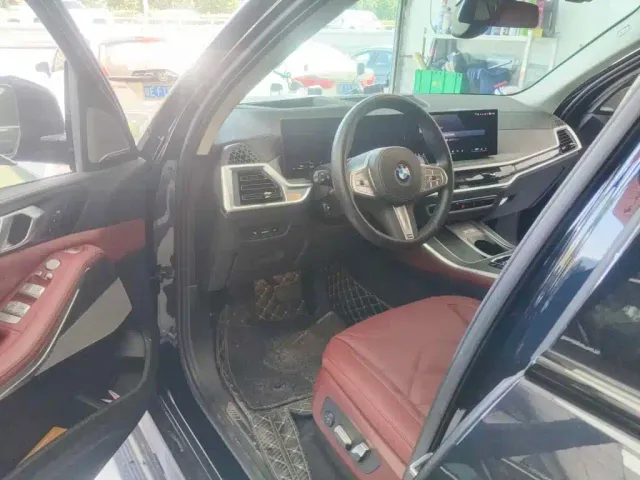 BMW X5 — Фото автомобиля 8