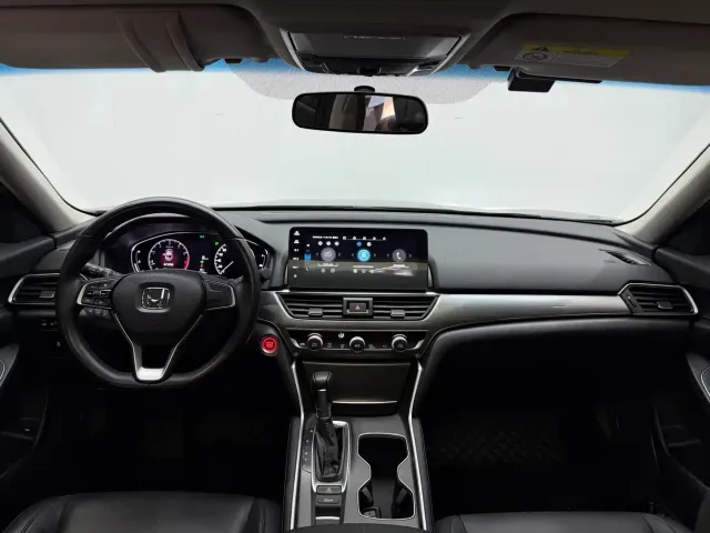 Honda Accord — Фото автомобиля 14