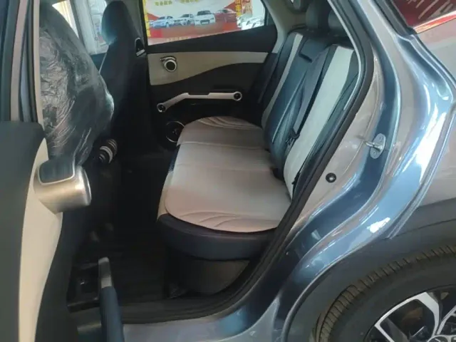BYD Yuan PLUS — Фото автомобиля 16