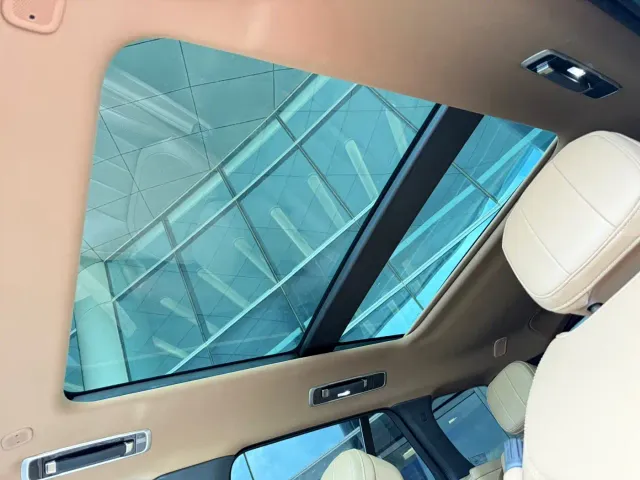 Land Rover Range Rover — Фото автомобиля 8