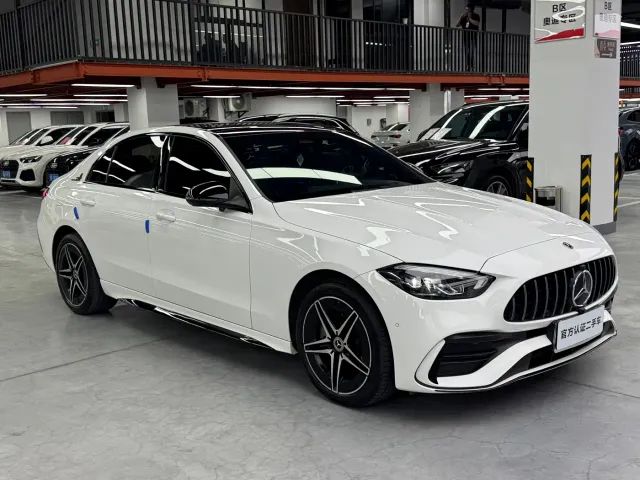 Mercedes-Benz C-Class — Фото автомобиля 3