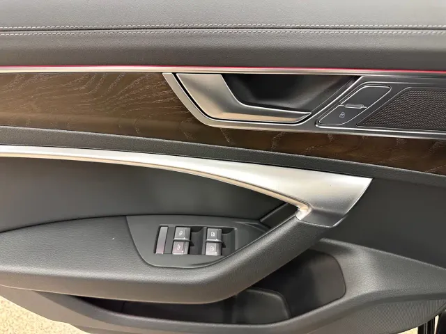 Audi A6L — Фото автомобиля 26