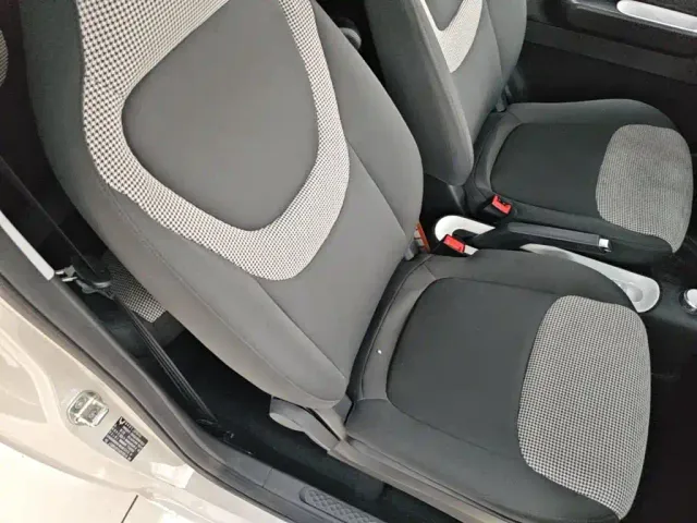 Wuling Hongguang Mini EV — Фото автомобиля 24