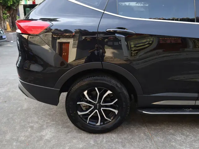 Haval H6 — Фото автомобиля 25