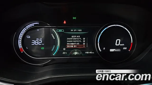 Kia Niro — Фото автомобиля 11
