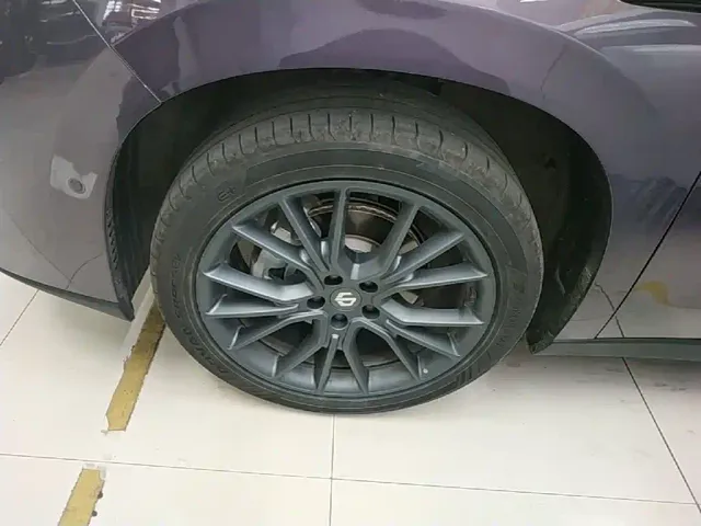 Leapmotor C10 — Фото автомобиля 22