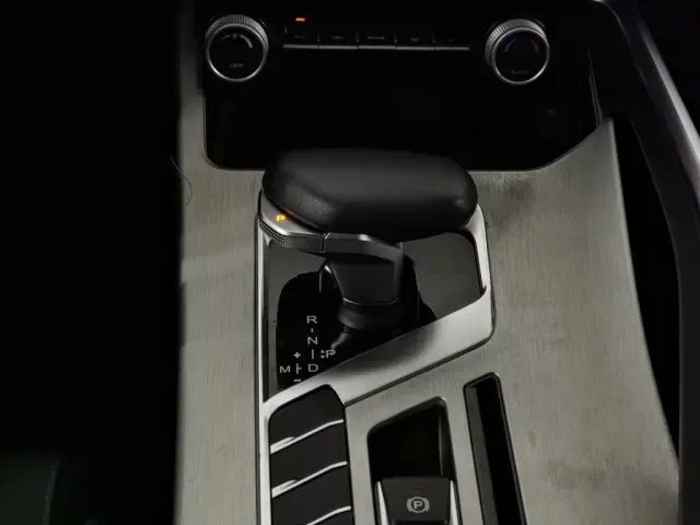 Geely Binyue — Фото автомобиля 13