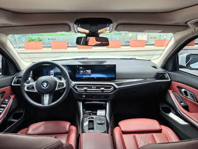 BMW 3 Series — Фото автомобиля 30