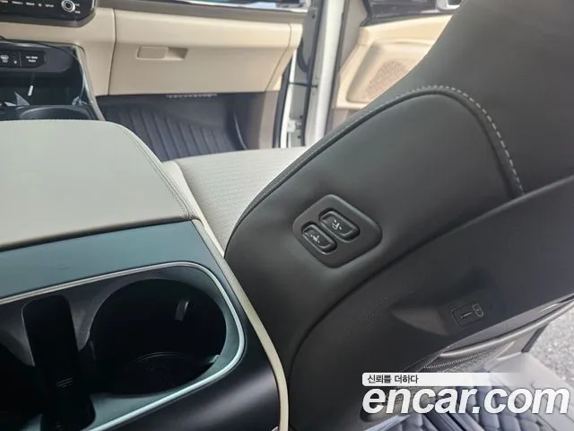 Kia Canival Новый Carnival 4 поколение Дизель 7 мест Signature — Фото автомобиля 20