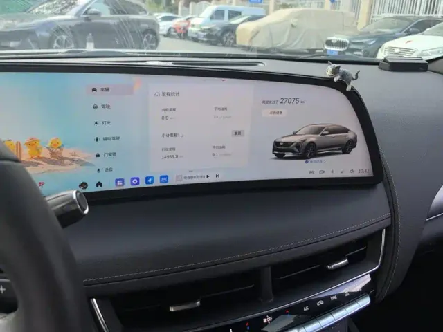 Cadillac CT5 — Фото автомобиля 13
