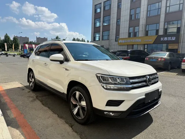 Volkswagen Tharu — Фото автомобиля 3