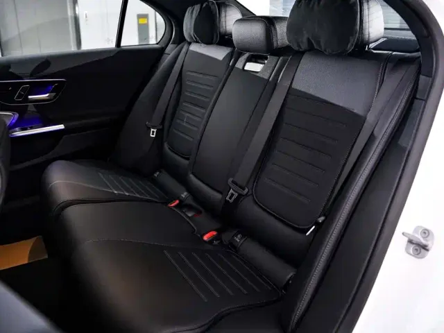 Mercedes-Benz C-Class — Фото автомобиля 20