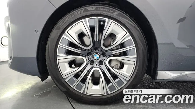 BMW 7 Series G70 — Фото автомобиля 5