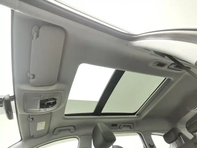 Chery Tiggo 8 — Фото автомобиля 14