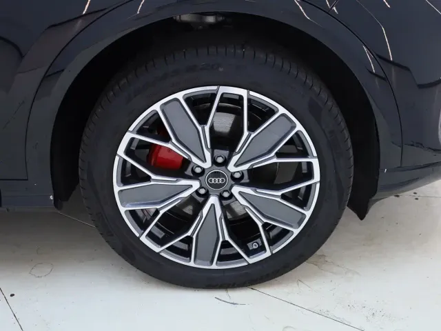 Audi Q5L — Фото автомобиля 21