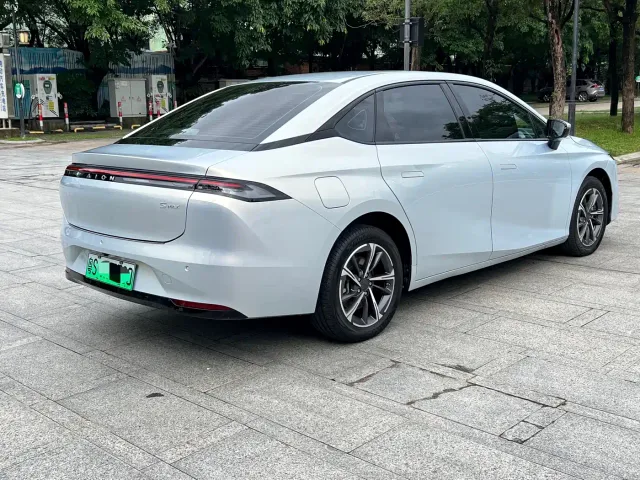 GAC Aion S MAX — Фото автомобиля 4