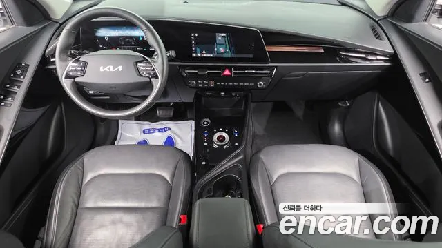 Kia Niro New — Фото автомобиля 10