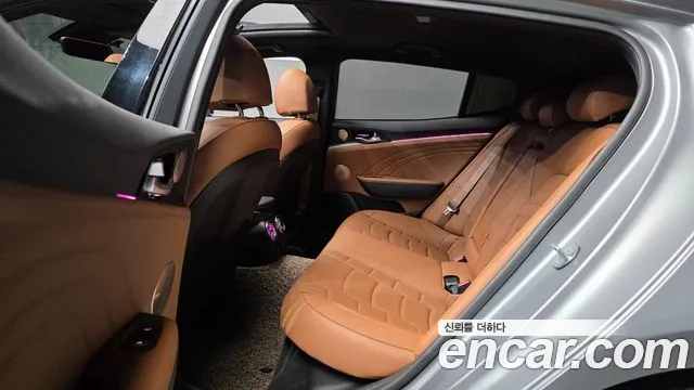 Kia Stinger — Фото автомобиля 18