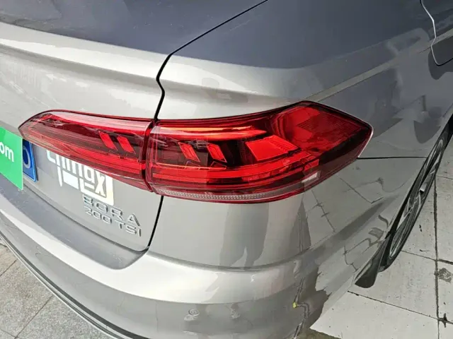 Volkswagen Bora — Фото автомобиля 7