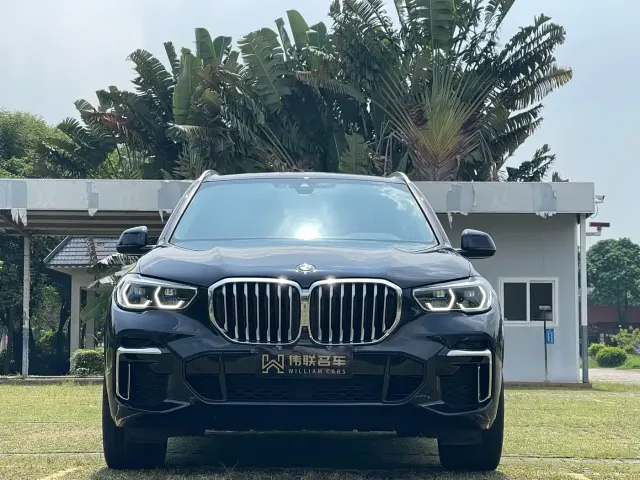 BMW X5 — Фото автомобиля 2