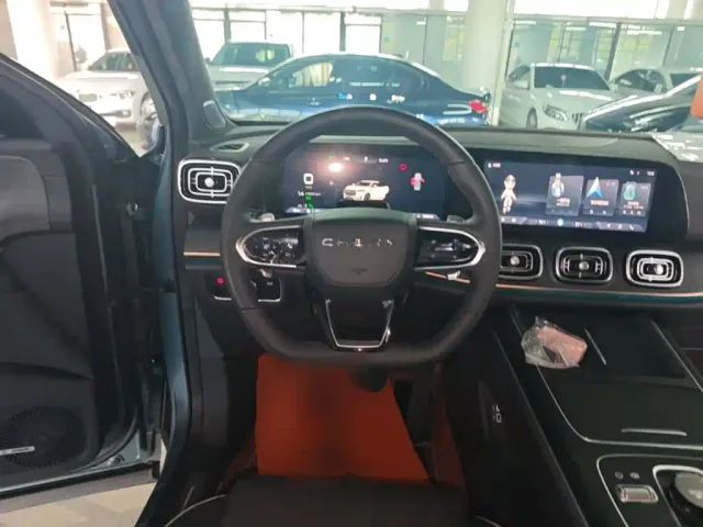 Chery Tiggo 9 — Фото автомобиля 10
