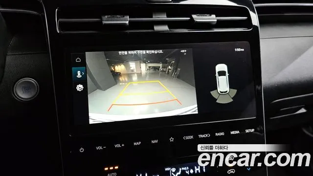 Hyundai Tucson Tucson (NX4) Бензин 1.6 Turbo 4WD — Фото автомобиля 15