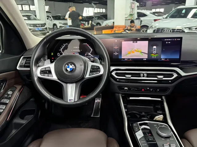BMW 3 Series — Фото автомобиля 12