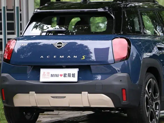 MINI Electric ACEMAN — Фото автомобиля 25