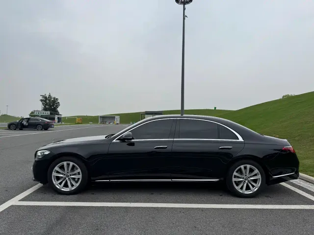 Mercedes-Benz S-Class — Фото автомобиля 8