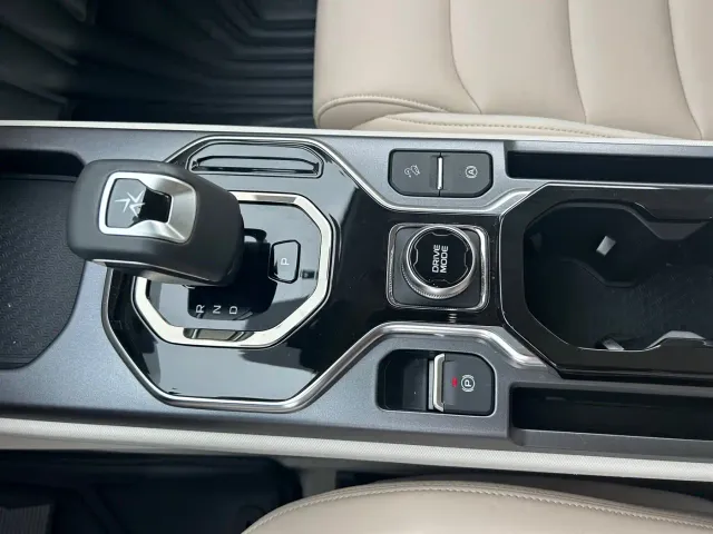 Geely ICON — Фото автомобиля 5