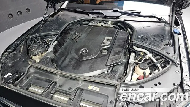 Mercedes-Benz S-Class — Фото автомобиля 2