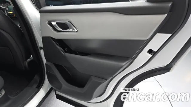 Land Rover Range Rover Velar Range Rover Velar 3.0 P400 Dynamic HSE — Фото автомобиля 22