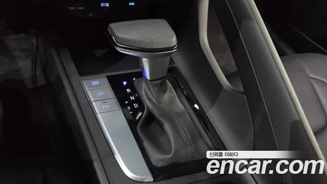 Hyundai Avante — Фото автомобиля 12