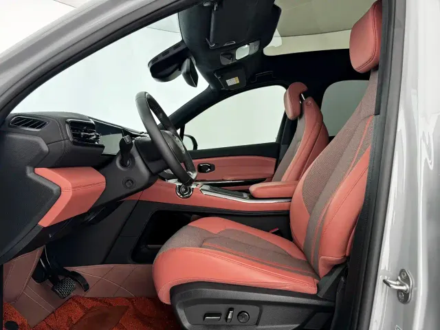 Nio EC6 — Фото автомобиля 5