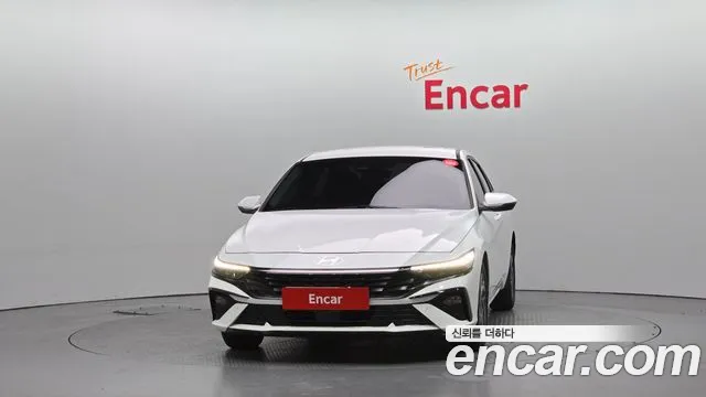 Hyundai AVANTE Новый Avante (CN7) — Фото автомобиля 3
