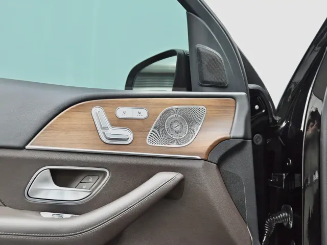 Mercedes-Benz GLE-Class — Фото автомобиля 20