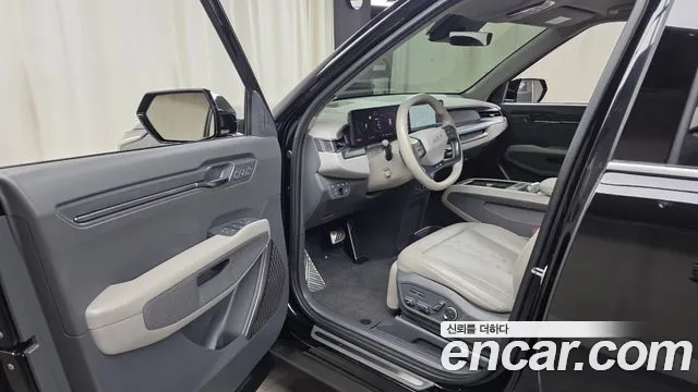 Kia EV9 — Фото автомобиля 15
