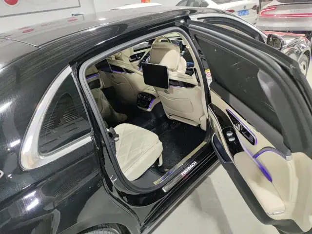 Mercedes-Benz Maybach S-Class — Фото автомобиля 9
