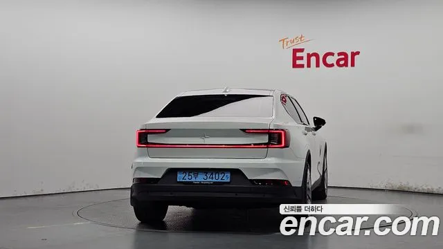 Polestar Polestar 2 — Фото автомобиля 4