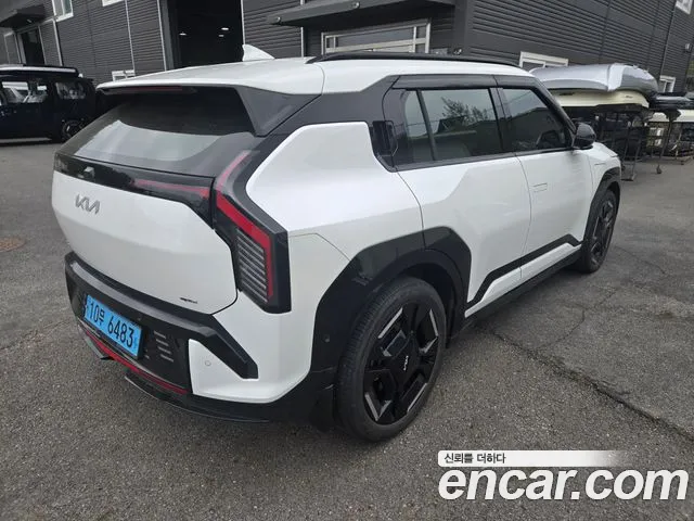 Kia EV3 — Фото автомобиля 8