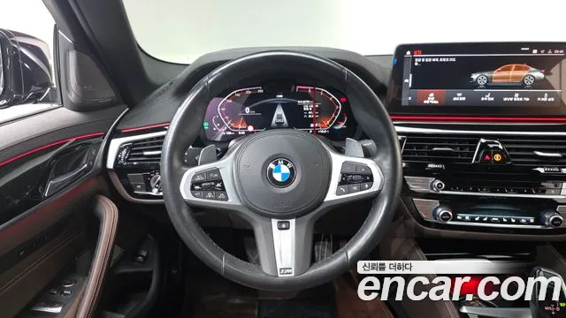 BMW 5-Series — Фото автомобиля 13