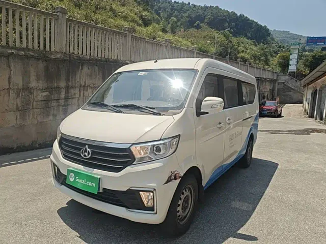 Фотография автомобиля — Changan Kuayue Kuayuexing V5
