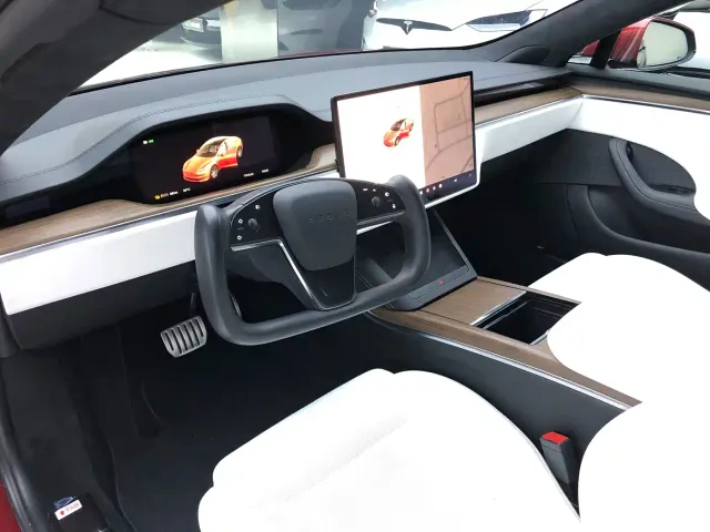 Tesla Model S 2023 Dual Motor All-Wheel Drive Edition — Фото автомобиля 8